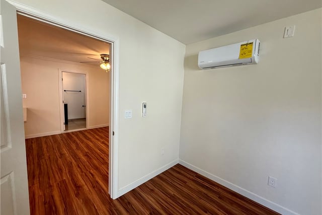 11810 S Figueroa S, Los Angeles, CA 90061 — photo 6 of 41