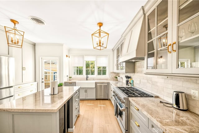 827 Hauser Blvd, Los Angeles, CA 90036 — photo 8 of 24