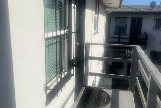 7606 1/4 Crenshaw Boulevard, Los Angeles, CA 90043 — photo 31 of 34
