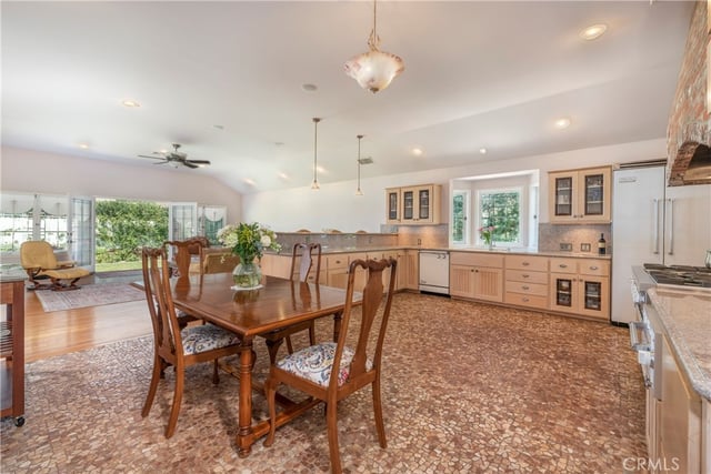 4981 Noeline Avenue, Encino, CA 91436 — photo 8 of 52