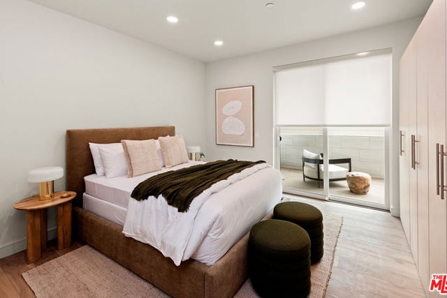 505 S Barrington Avenue 208, Los Angeles, CA 90049 — photo 20 of 36
