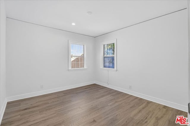 1185 S Tremaine Avenue, Los Angeles, CA 90019 — photo 34 of 60
