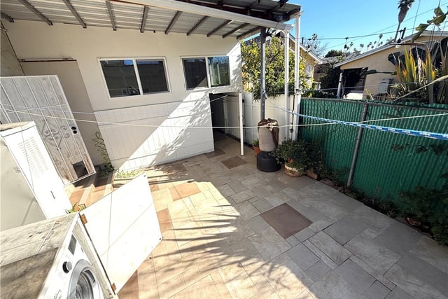 3008 W 30th, Los Angeles, CA 90018 — photo 17 of 37