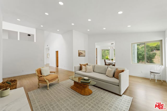 24228 Dry Canyon Cold Creek Road, Calabasas, CA 91302 — photo 16 of 35
