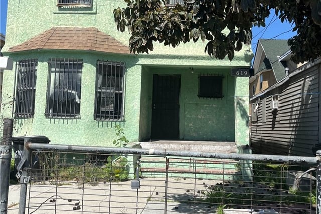 619 E 22nd Street, Los Angeles, CA 90011 — photo 2 of 3