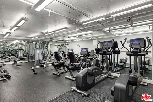 10124 Empyrean Way 203, Los Angeles, CA 90067 — photo 35 of 37