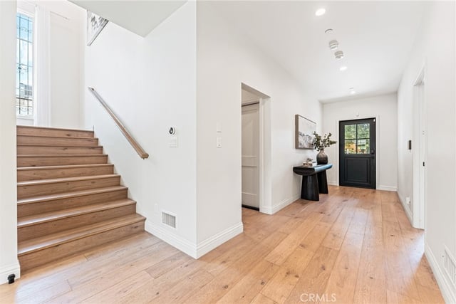 2134 Greenfield Avenue, Los Angeles, CA 90025 — photo 12 of 49