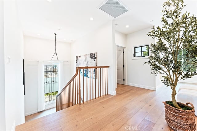 2134 Greenfield Avenue, Los Angeles, CA 90025 — photo 24 of 49