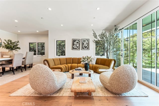 2134 Greenfield Avenue, Los Angeles, CA 90025 — photo 3 of 49