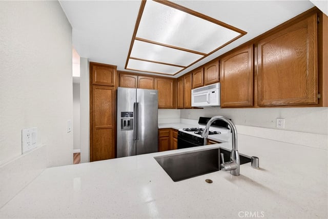 22224 S Vermont Avenue 102C, Torrance, CA 90502 — photo 10 of 32
