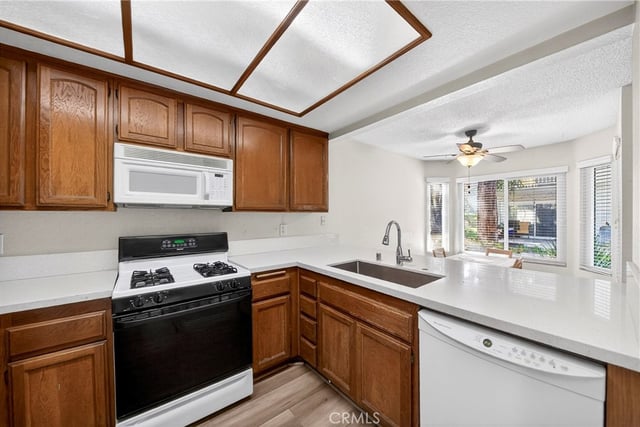 22224 S Vermont Avenue 102C, Torrance, CA 90502 — photo 11 of 32