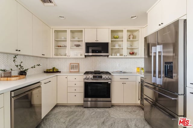 8866 Alcott Street 4, Los Angeles, CA 90035 — photo 21 of 34