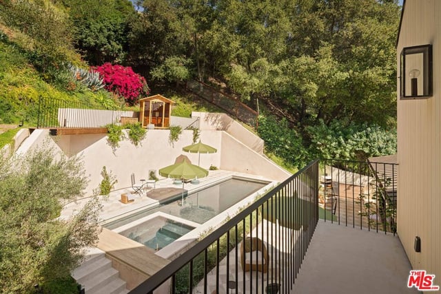 3640 Mandeville Canyon Road, Los Angeles, CA 90049 — photo 24 of 39