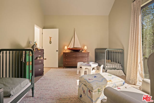 3640 Mandeville Canyon Road, Los Angeles, CA 90049 — photo 34 of 39