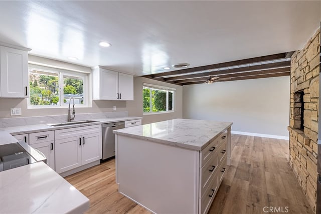 3860 Valley Lights Drive, Pasadena, CA 91107 — photo 11 of 37