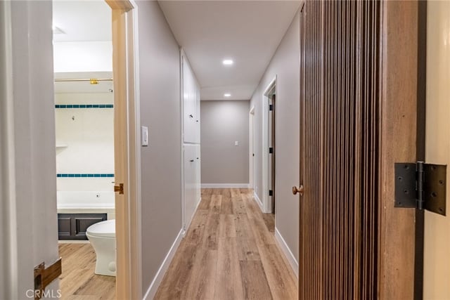 3860 Valley Lights Drive, Pasadena, CA 91107 — photo 14 of 37