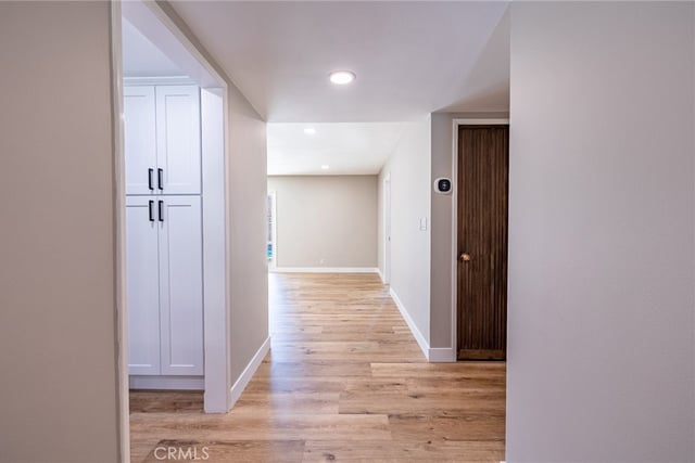 3860 Valley Lights Drive, Pasadena, CA 91107 — photo 8 of 37