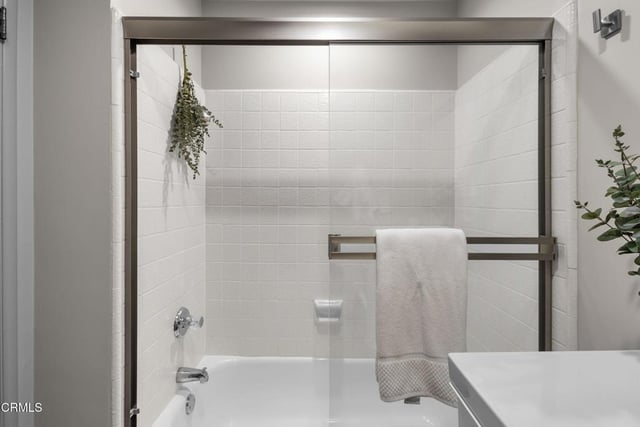 4451 Gateshead Bay, Oxnard, CA 93035 — photo 10 of 46