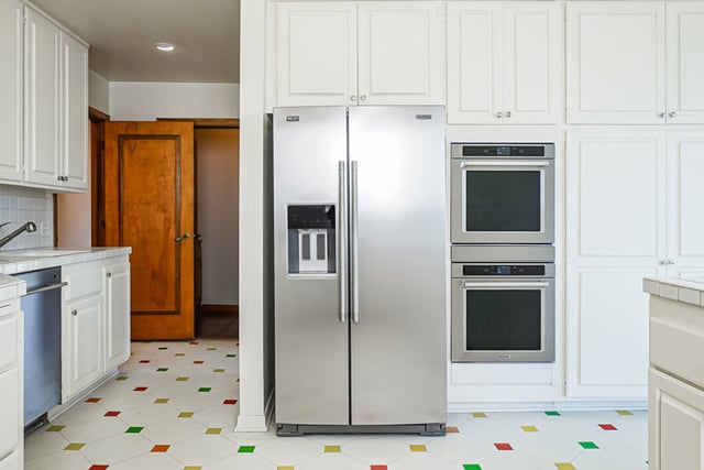1220 Roxbury Drive 302, Los Angeles, CA 90035 — photo 17 of 52