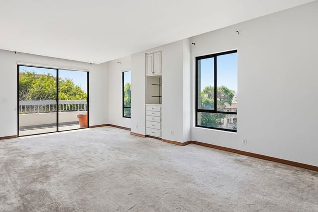 1220 Roxbury Drive 302, Los Angeles, CA 90035 — photo 23 of 52