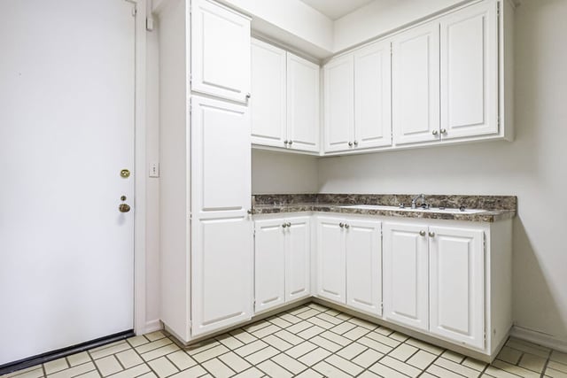 1220 Roxbury Drive 302, Los Angeles, CA 90035 — photo 44 of 52