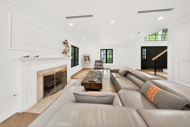 16717 Encino Hills Drive, Encino, CA 91436 — photo 68 of 71
