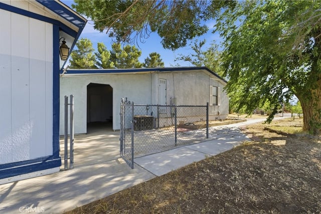 43300 43rd W, Lancaster, CA 93536 — photo 6 of 27