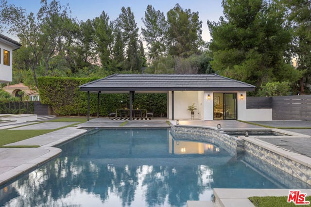 4256 Tarzana Estates Drive, Tarzana, CA 91356 — photo 28 of 67