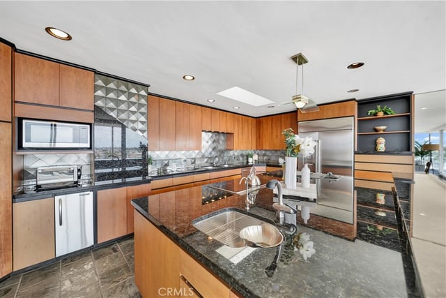 5400 E The Toledo 701, Long Beach, CA 90803 — photo 28 of 69