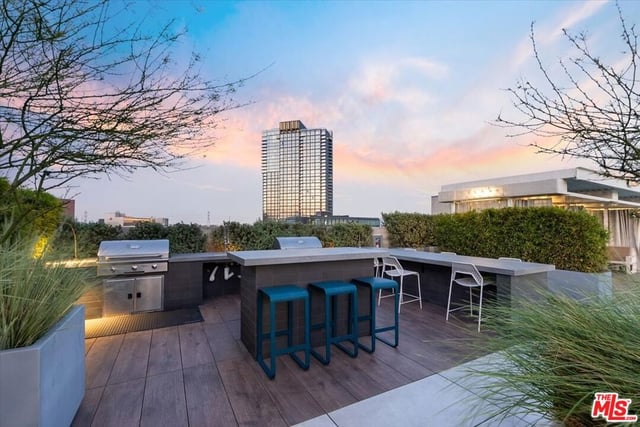 510 S Hewitt Street 109, Los Angeles, CA 90013 — photo 11 of 21