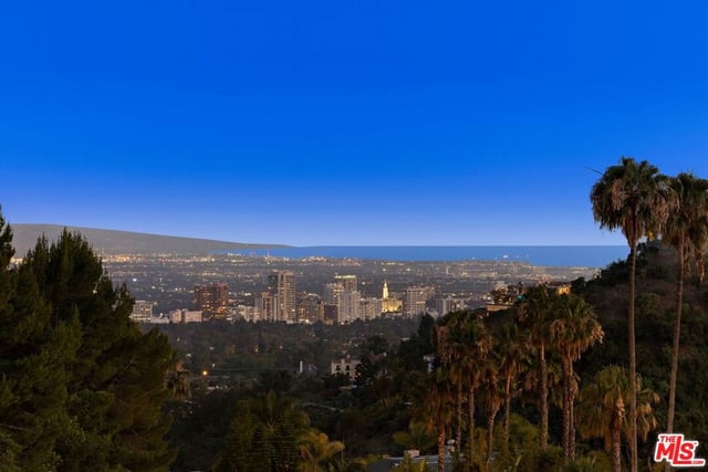 1754 Clear View Drive, Beverly Hills, CA 90210 — photo 41 of 43