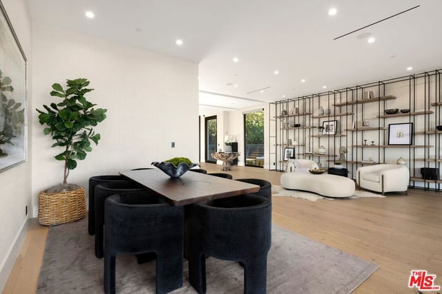 1754 Clear View Drive, Beverly Hills, CA 90210 — photo 9 of 43