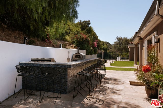 24410 Mulholland Highway, Calabasas, CA 91302 — photo 24 of 26