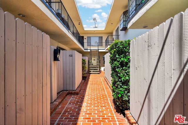 1522 S Centinela Avenue 101, Los Angeles, CA 90025 — photo 8 of 30