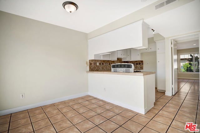10065 De Soto Avenue 304, Chatsworth, CA 91311 — photo 14 of 33