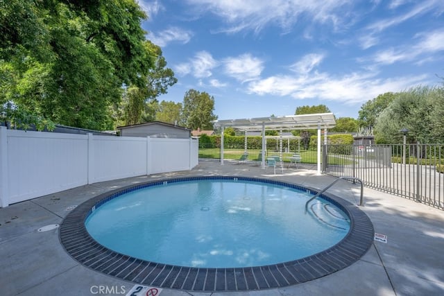 24223 La Glorita Circle, Newhall, CA 91321 — photo 34 of 39