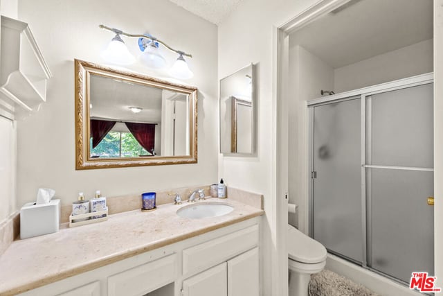 15615 Crestview Lane 82, Granada Hills, CA 91344 — photo 18 of 32