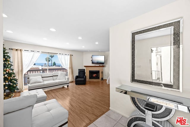 15615 Crestview Lane 82, Granada Hills, CA 91344 — photo 19 of 32