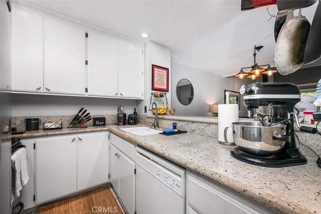 7890 E Spring Street 15D, Long Beach, CA 90815 — photo 11 of 40