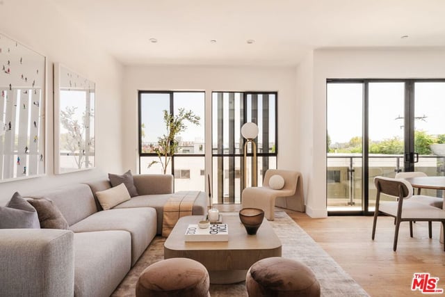 1245 N Formosa Avenue B, West Hollywood, CA 90046 — photo 3 of 63
