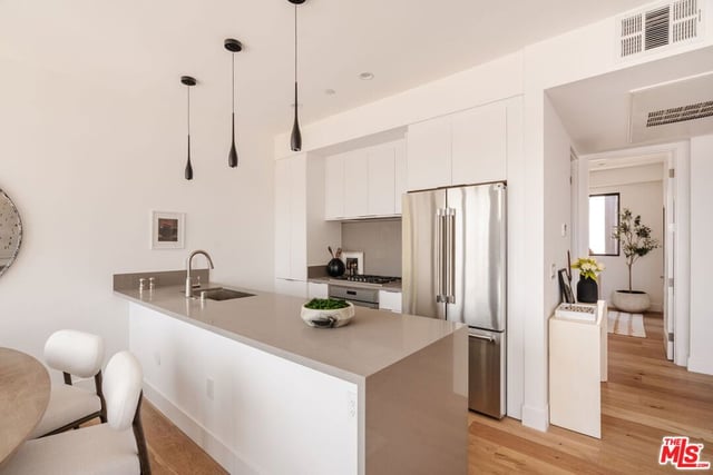 1245 N Formosa Avenue B, West Hollywood, CA 90046 — photo 9 of 63