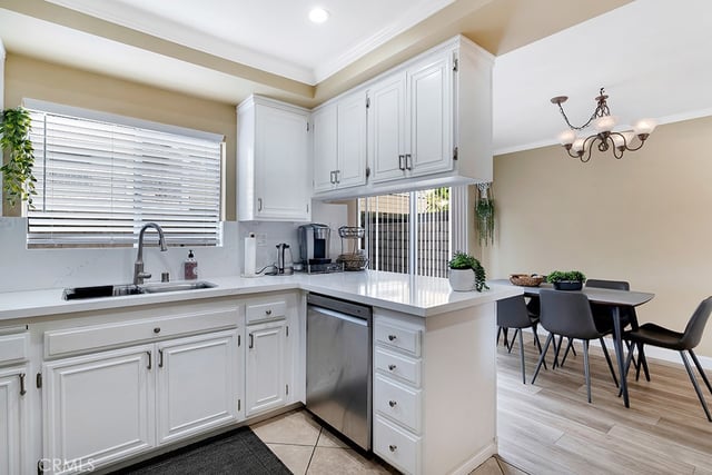 753 Warwick Ave, Thousand Oaks, CA 91360 — photo 10 of 35