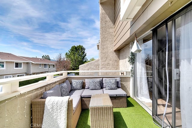 753 Warwick Ave, Thousand Oaks, CA 91360 — photo 15 of 35