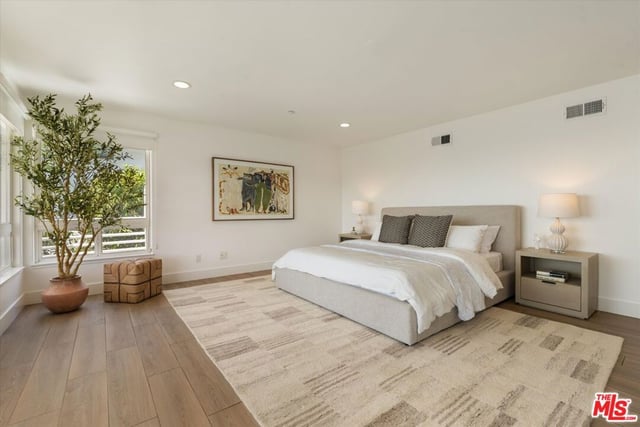 1745 Viewmont Drive, West Hollywood, CA 90069 — photo 15 of 43