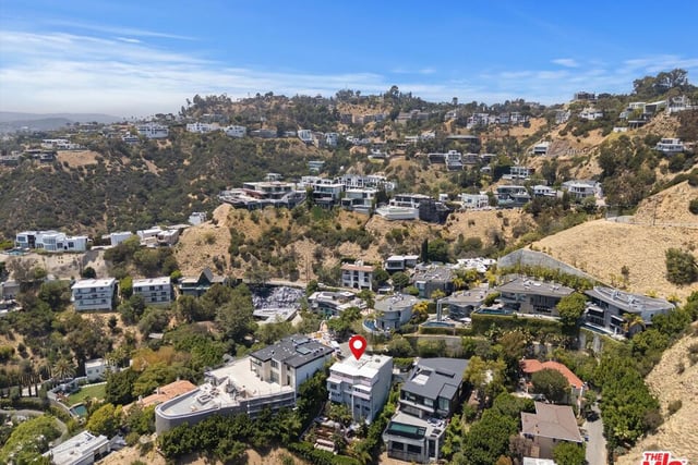 1745 Viewmont Drive, West Hollywood, CA 90069 — photo 42 of 43