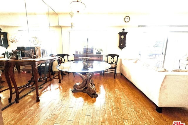 622 S Barrington Avenue 408, Los Angeles, CA 90049 — photo 26 of 28