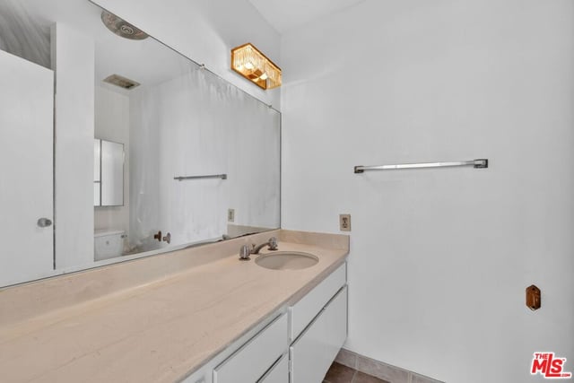 100 S Doheny Drive 719, Los Angeles, CA 90048 — photo 30 of 51