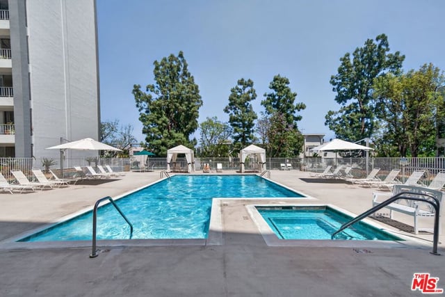 100 S Doheny Drive 719, Los Angeles, CA 90048 — photo 45 of 51
