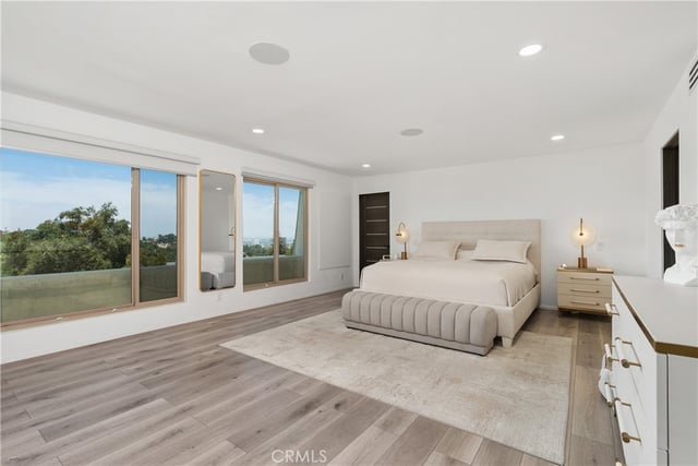 3539 Alana Drive, Sherman Oaks, CA 91403 — photo 15 of 38