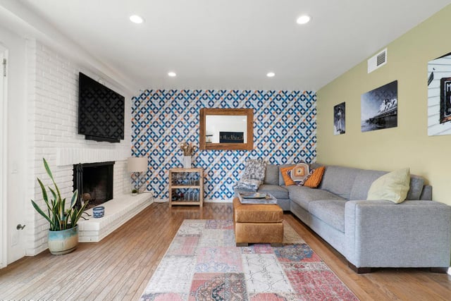 690 Valley Vista Drive, Camarillo, CA 93010 — photo 12 of 43